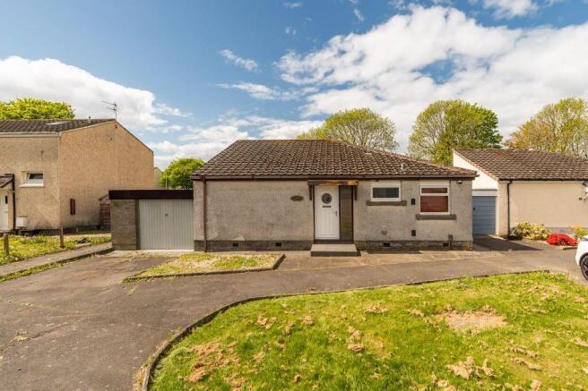3 bed property, in 19 Grampian Crescent, £180,000