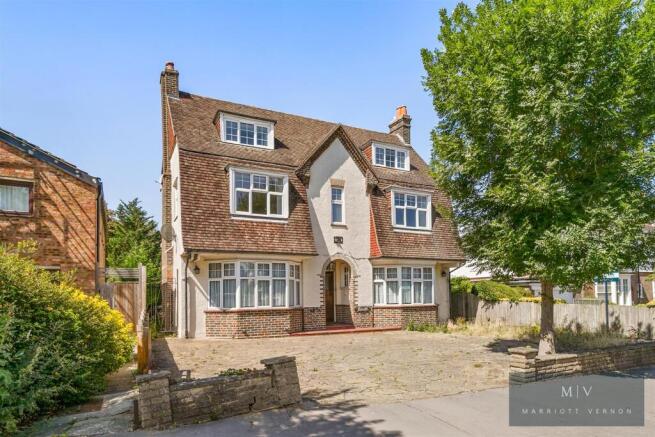 6 bed property, in Croham Park Avenue, £1,150,000