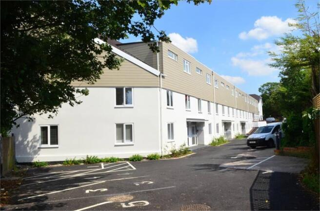 1 bed property, in Malt House Place, £190,000