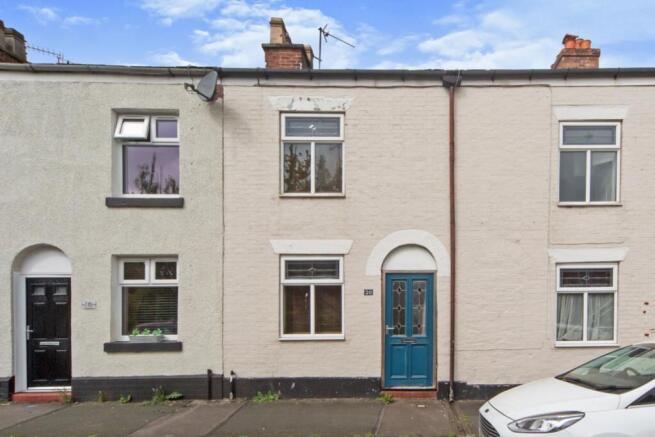 3 bed property, in River Street, £170,000
