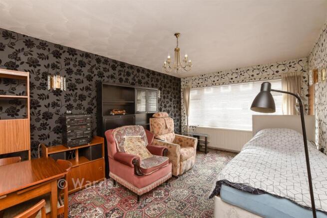 3 bed property, in Beacon Road, £210,000