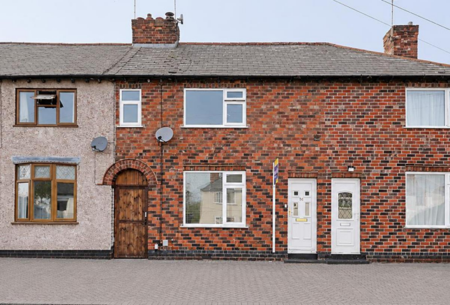 2 bed property, in Victor Crescent, £190,000