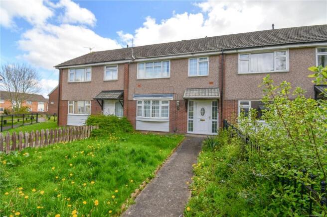 3 bed property, in Richmond Court, £150,000