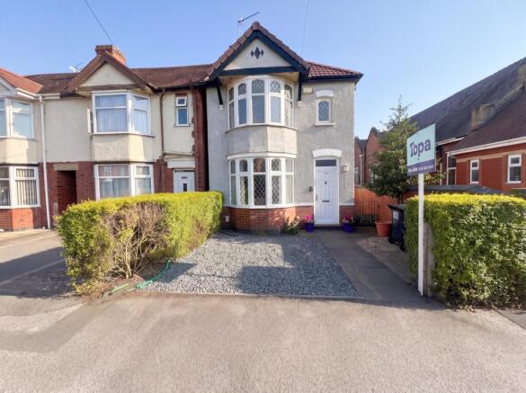 3 bed property, in Heath End Road, £230,000