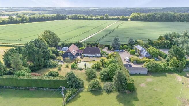 6 bed property, in Rural, £1,850,000