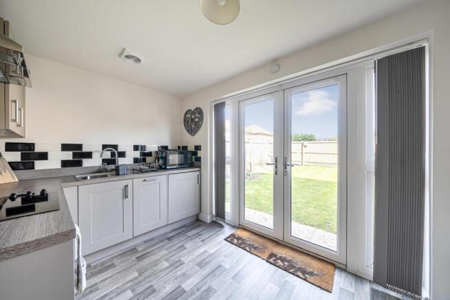 2 bed property, in 3 Burrow Hill View, £235,000