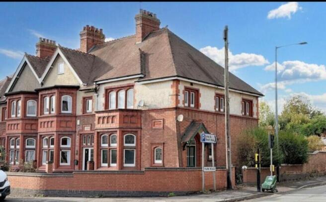 3 bed property, in Park Road, £279,999