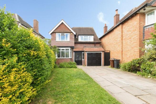 3 bed property, in Hazeloak Road, £500,000