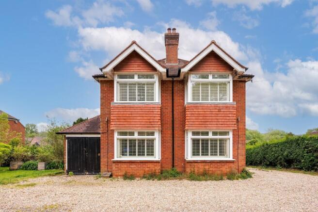 4 bed property, in Station Road, £775,000