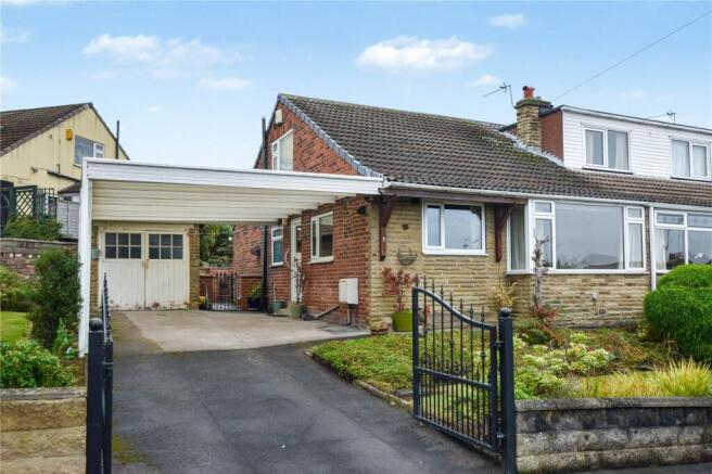 3 bed property, in Casson Drive, £245,000