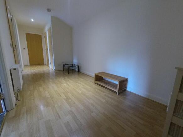 3 bed property, in Bristol Road, £240,000