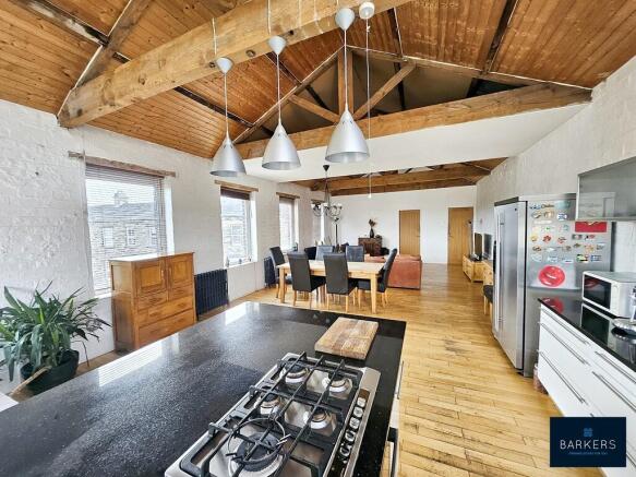 3 bed property, in The Old Warehouse, £375,000
