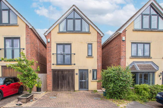 3 bed property, in Davids Lane, £395,000