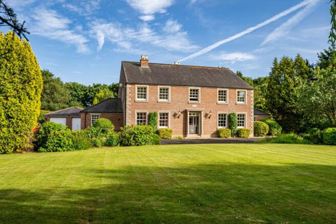 5 bed property, in Bayberry House, £1,000,000