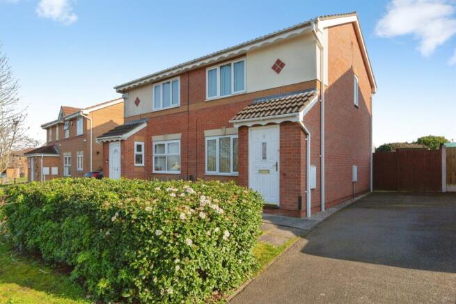 2 bed property, in 35 Boynton Road, £135,000