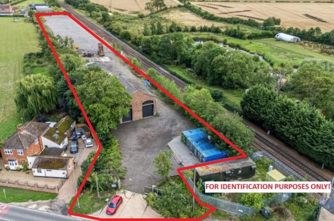 Studio, in Station Yard Stow Park Road, £250,000