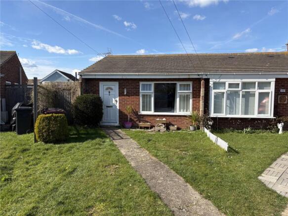 2 bed property, in Kimbridge Park, £260,000