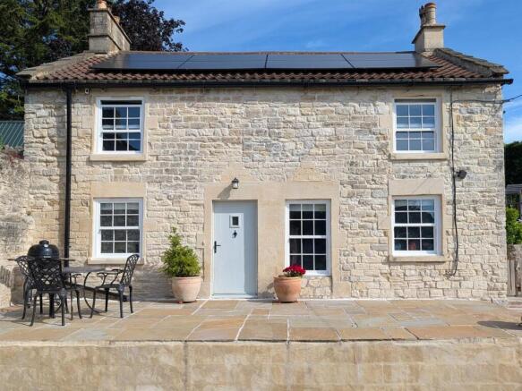 3 bed property, in The Street, £600,000