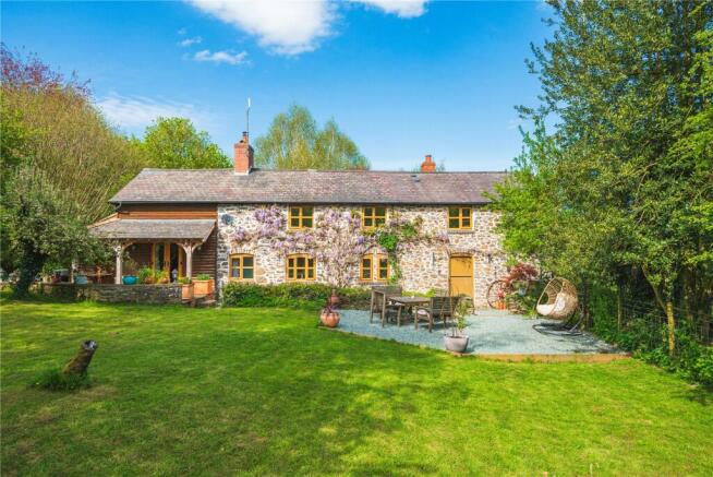 4 bed property, in Dolanog, £1,100,000