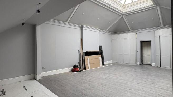 2 bed property, in Roland Gardens, £1,500,000