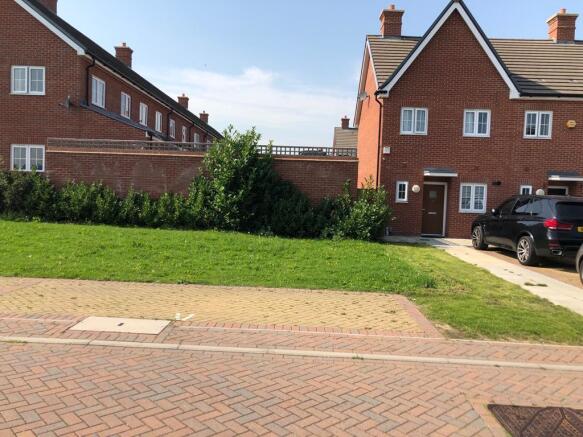 2 bed property, in Melford Road, £415,000