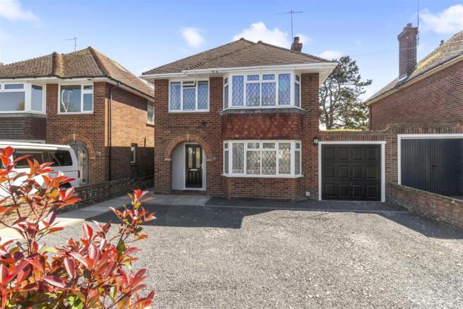 3 bed property, in Palatine Road, £550,000