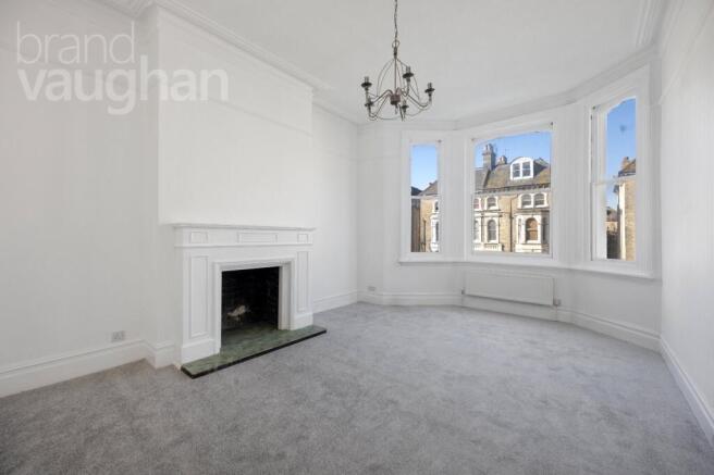2 bed property, in Tisbury Road, £325,000