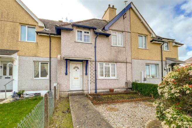 3 bed property, in Bryn Ogwen, £160,000