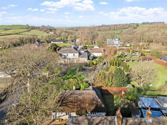 3 bed property, in Upwey, £435,000