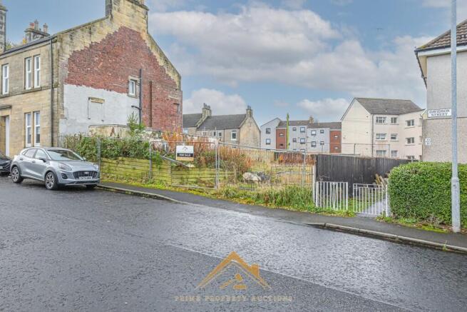 Land, in Land North Of 31 Davidson Street, £45,000
