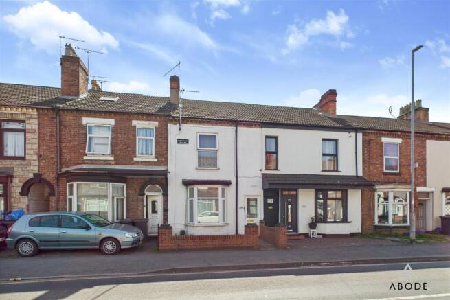 3 bed property, in Shobnall Street, £185,000