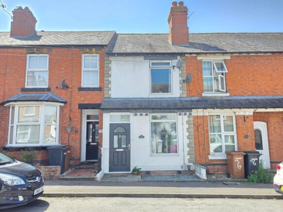 3 bed property, in Albert Street, £190,000