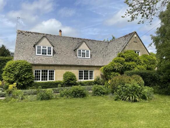 4 bed property, in Filkins, £1,000,000