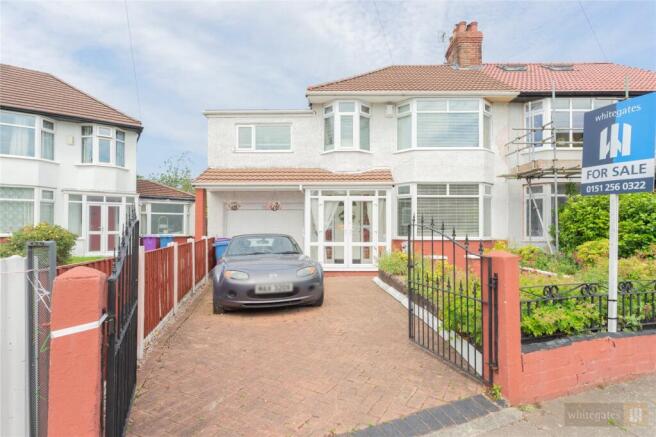 4 bed property, in Marford Road, £335,000