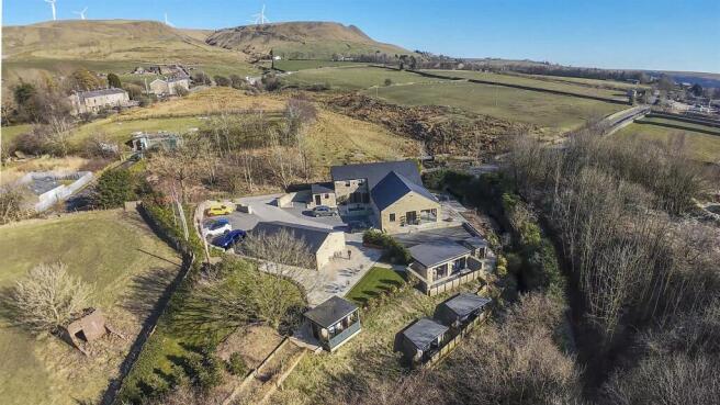 7 bed property, in Brook Bottom, £1,995,000