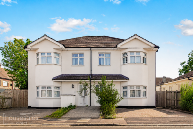 3 bed property, in Park Avenue, £315,000