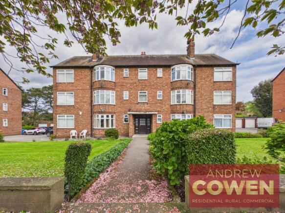 2 bed property, in Sandybed Lane, £157,500