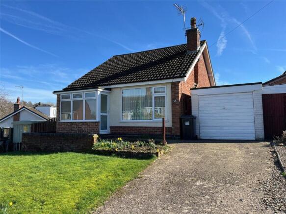 2 bed property, in St Augustin Way, £225,000