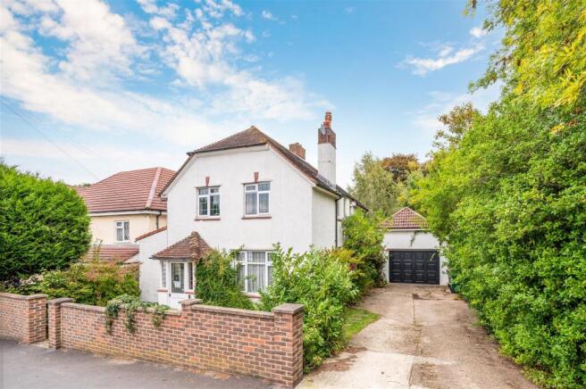 4 bed property, in Windmill Lane, £850,000