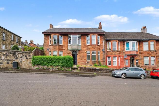 2 bed property, in Portland Street, £85,000