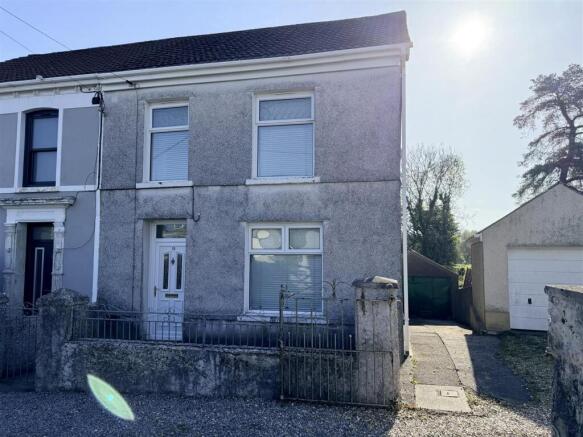 3 bed property, in School Road, £119,950