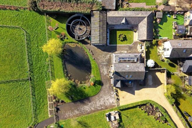 4 bed property, in Foxs Bank Lane, £1,500,000