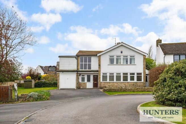 4 bed property, in Manor Park, £700,000