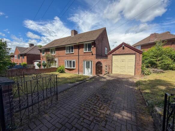 3 bed property, in Windmill Lane, £180,000