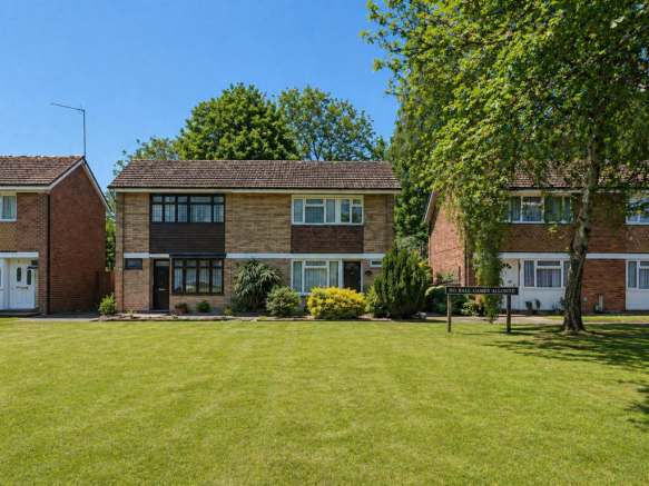3 bed property, in Cherrywood Avenue, £430,000