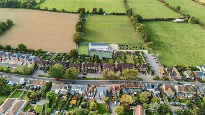 4 bed property, in Hopkinds Crescent, £700,000