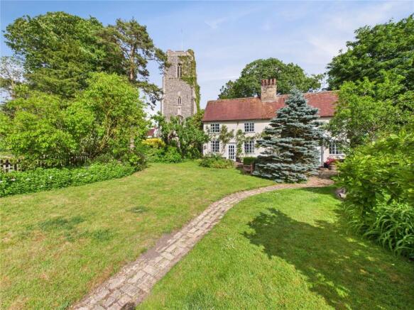 4 bed property, in The Street, £575,000
