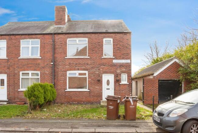 3 bed property, in Anderton Street, £170,000