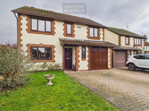 5 bed property, in Bramley Green Road, £550,000