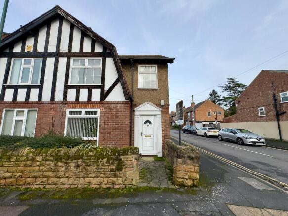 3 bed property, in Greenfield Street, £250,000
